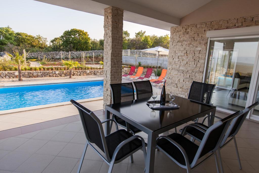 Villa Veglia Vrh  Bilik gambar